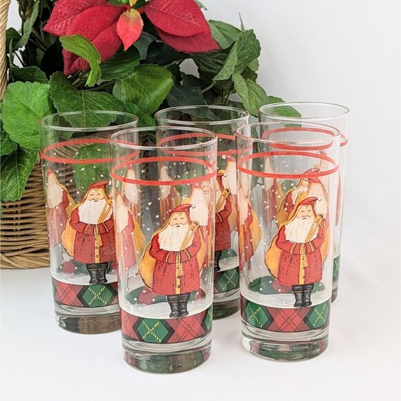 Set of 5 Vintage 1990s Christmas Dinner Glasses Father Christmas Red Santa Claus - Picture 1 of 8